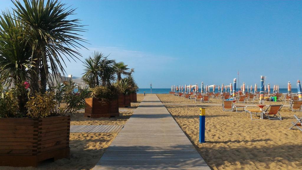 Appartamenti Diana Est Bibione Exterior photo